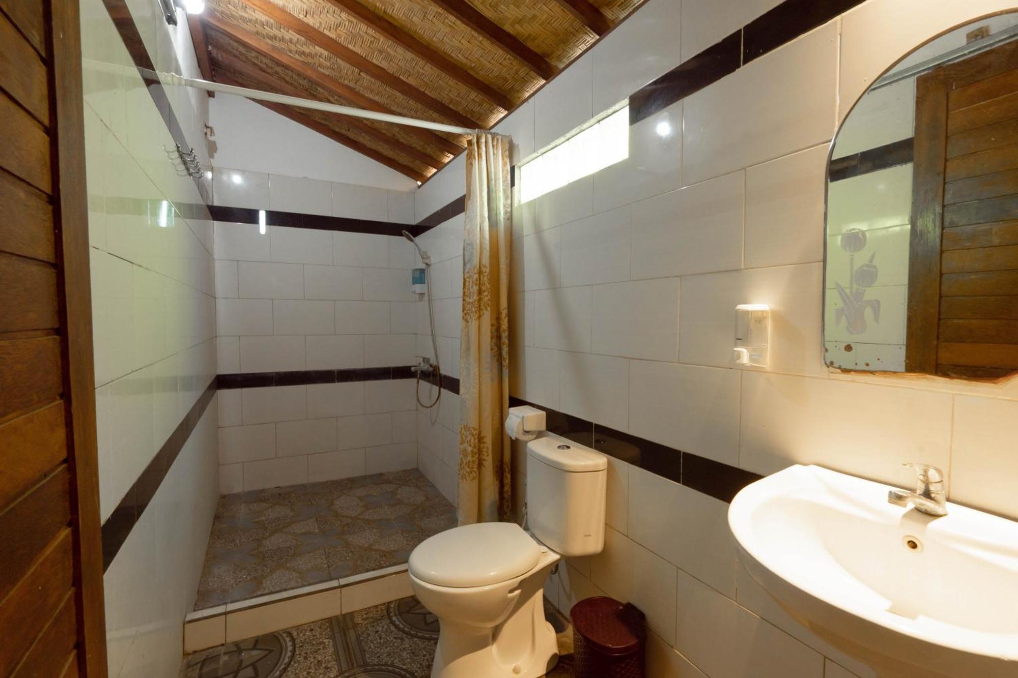 Batununggul Ratu Cottage By Ourstory Travels מראה חיצוני תמונה