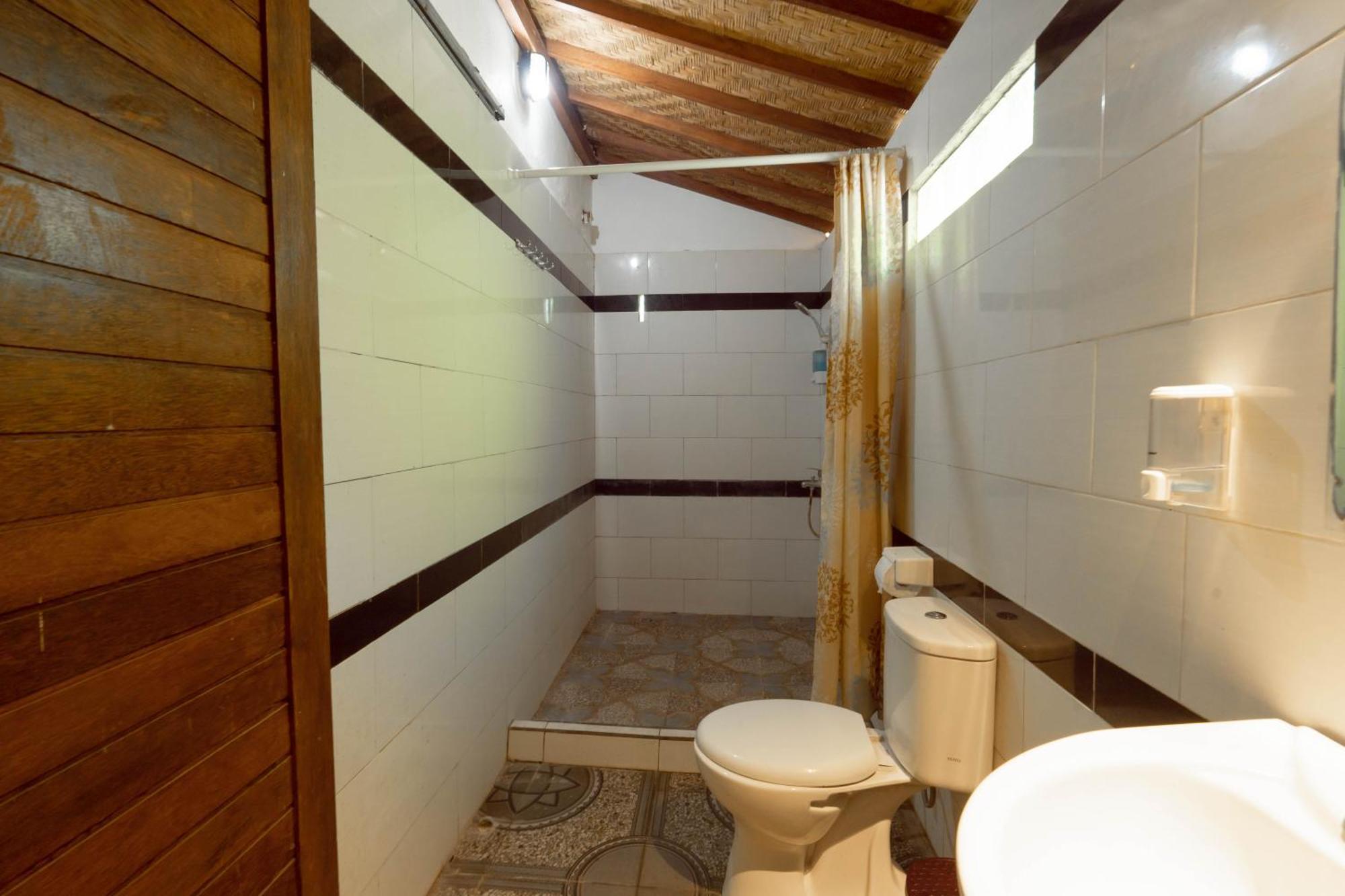 Batununggul Ratu Cottage By Ourstory Travels מראה חיצוני תמונה