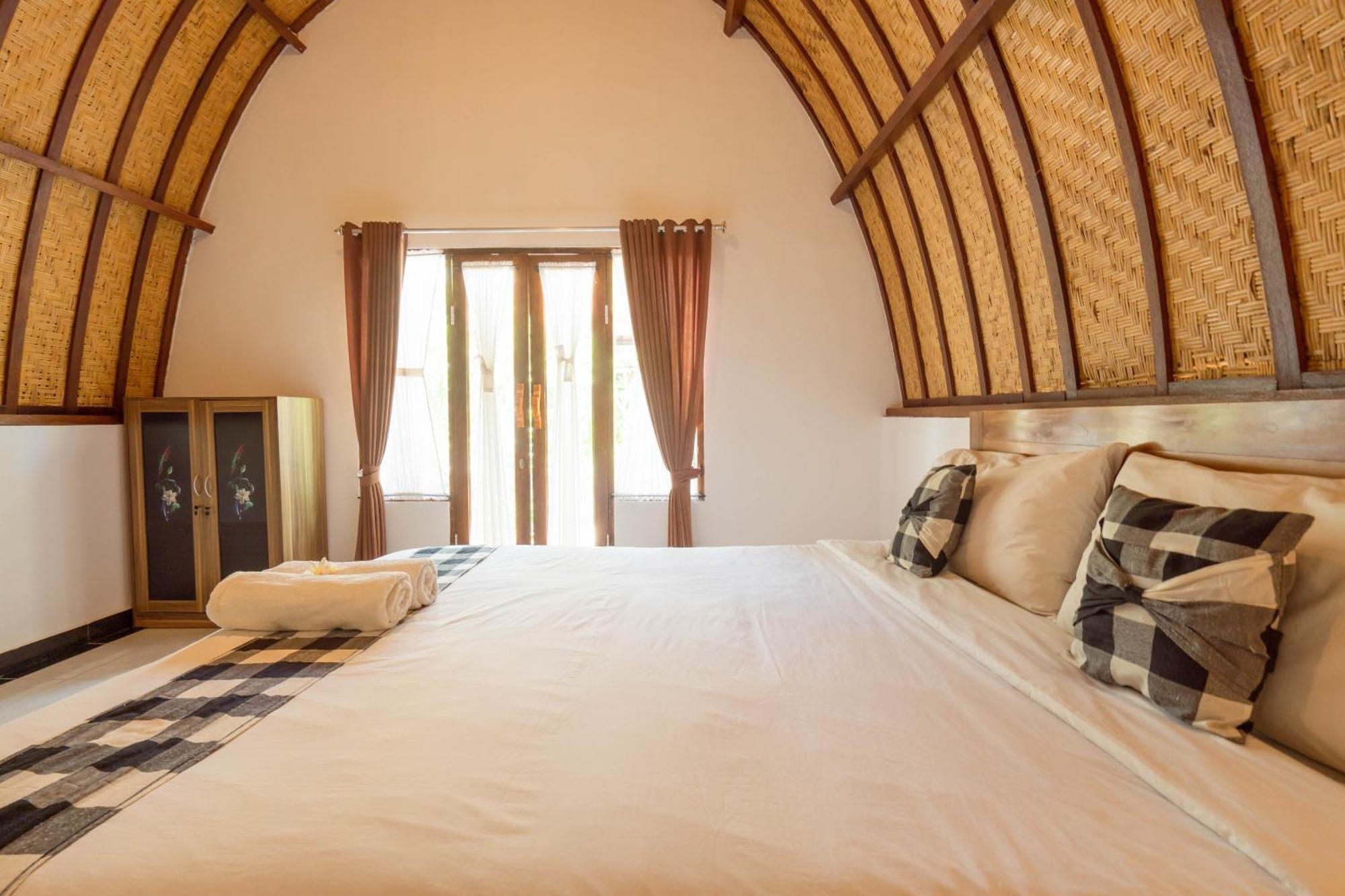 Batununggul Ratu Cottage By Ourstory Travels מראה חיצוני תמונה