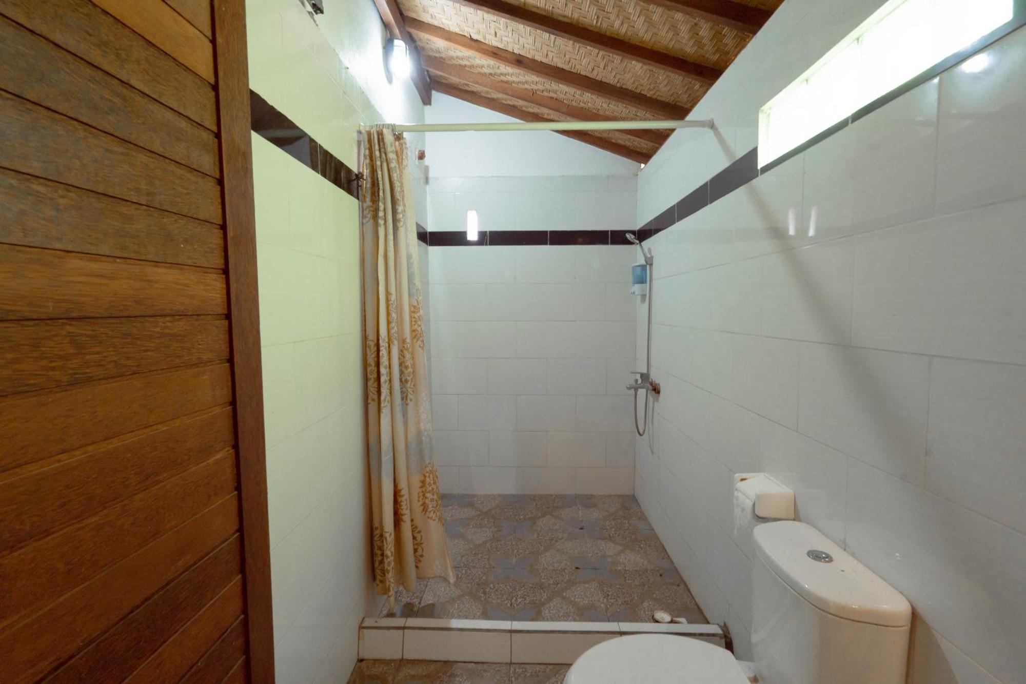 Batununggul Ratu Cottage By Ourstory Travels מראה חיצוני תמונה